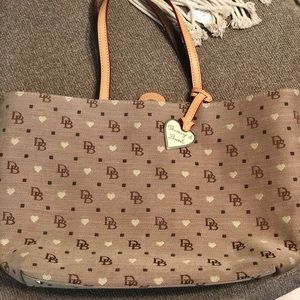 Dooney & Bourke Tote bag